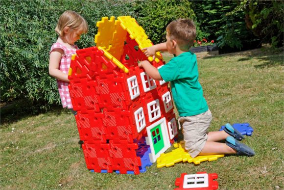70-7060 Giant Polydron House Builder