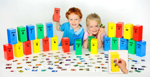 EA-74 Alphabet Posting Game with inset